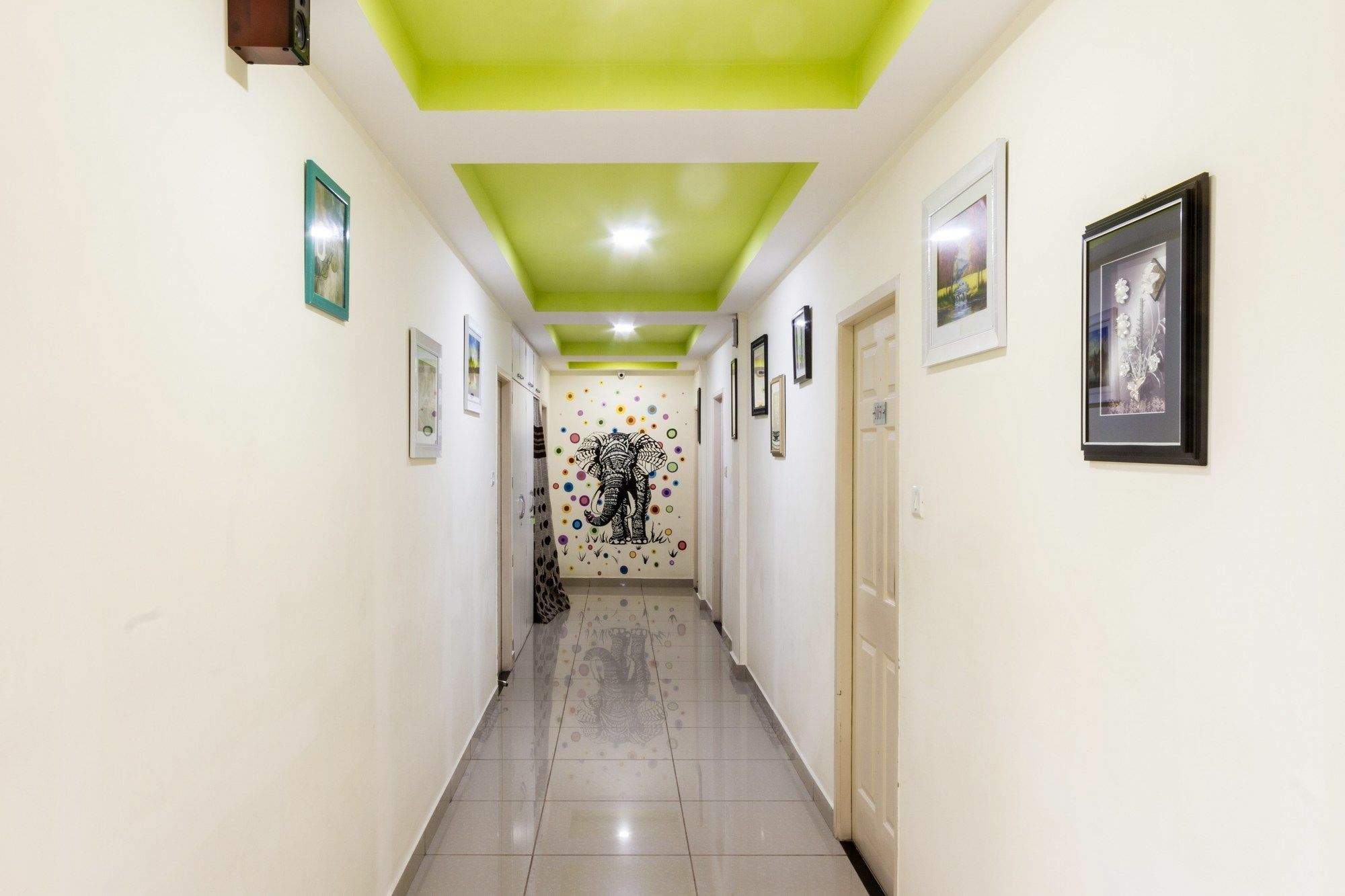 Fabhotel Colors Service Apartment - Nr Mrc Nagar Chennai Exterior photo